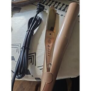 2 in 1 Pro Twist Hair Straightener & Curler Gold Titanium Styling Tool NVR USED